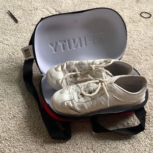 Nfinity size 7 cheer shoes